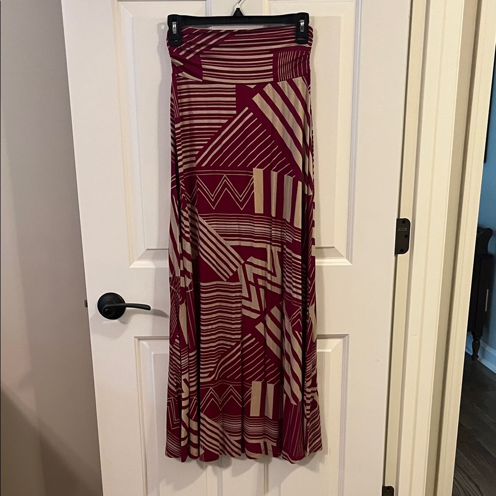 Geometric Patterned Maxi Skirt